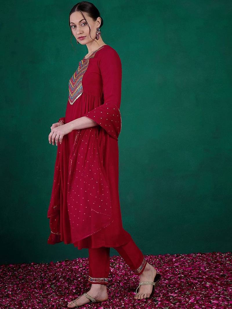 Floral embroidered sequinned kurta with trousers & dupatta