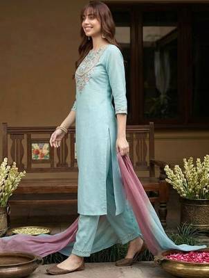 Yoke design poly chiffon round neck kurta & trousers with dupatta 3
