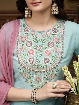 Yoke design poly chiffon round neck kurta & trousers with dupatta 5