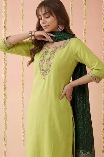 Yoke design silk blend round neck kurta & trousers with dupatta