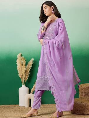 Embroidered a-line kurta with trouser & dupatta 4