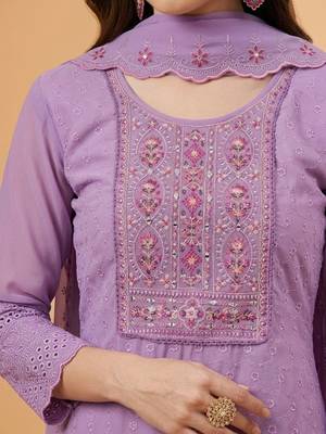 Zari sequence mirror-work embroidered round neck kurta & trousers with dupatta 5