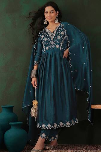 Teal floral embroidered v-neck tread work anarkali kurta & trouser with dupatta