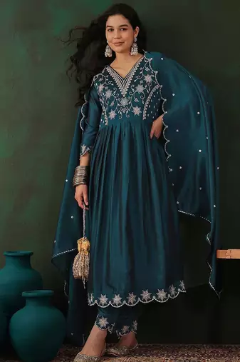 Teal floral embroidered v-neck tread work anarkali kurta & trouser with dupatta
