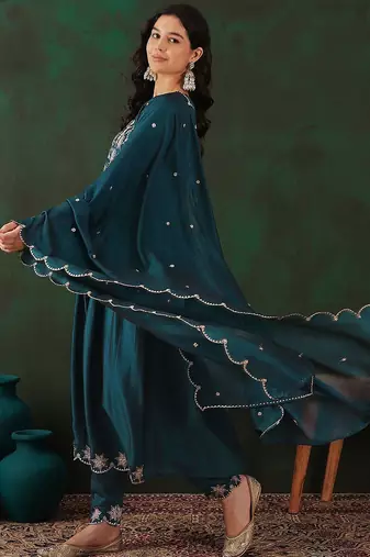 Teal floral embroidered v-neck tread work anarkali kurta & trouser with dupatta