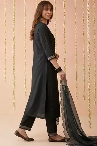 Yoke design round neck silk blend kurta & trousers with dupatta