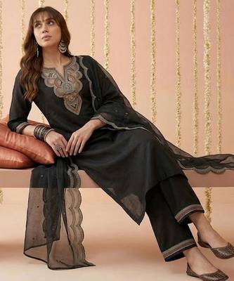 Yoke design round neck silk blend kurta & trousers with dupatta 4