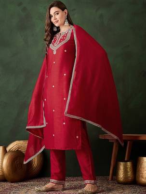 Embroidered straight kurta with trousers and dupatta 5