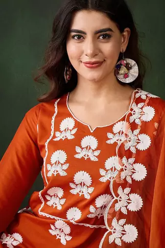 Embroidered thread work notch neck straight kurta & trousers with dupatta