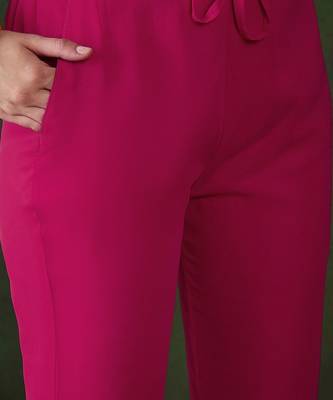 Women floral embroidered kurta with trousers & dupatta 3