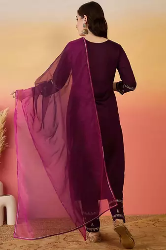 Floral zari embroidered notch neck straight kurta with trousers & dupatta