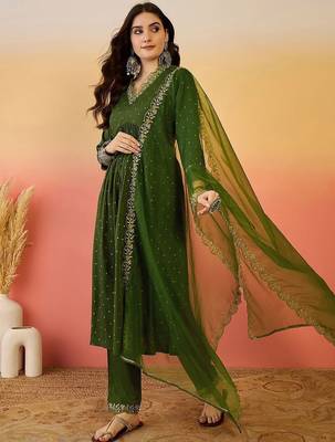 Floral zari work v-neck empire a-line kurta with trousers and dupatta 5
