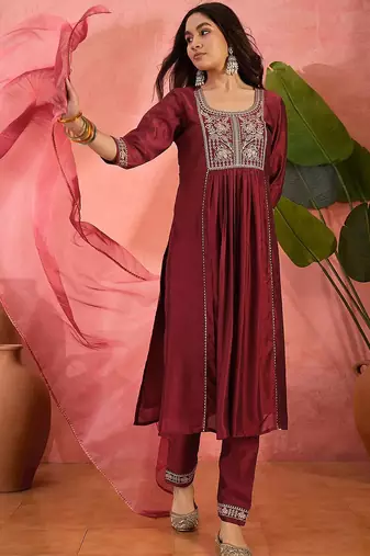 Floral embroidered round neck sequinned straight kurta with trousers and dupatta