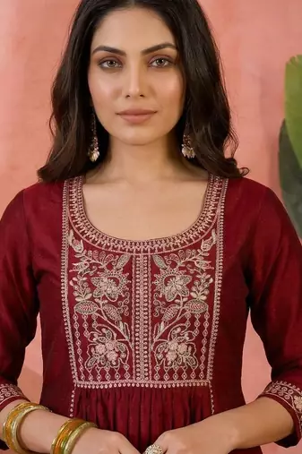 Embroidered  round neck kurta & trousers with dupatta