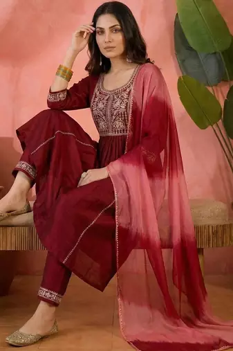 Embroidered  round neck kurta & trousers with dupatta