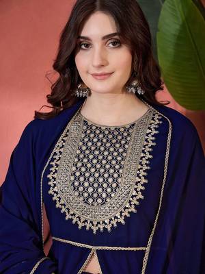 Zari sequence cording embroidered front slit kurta with trousers & dupatta 2