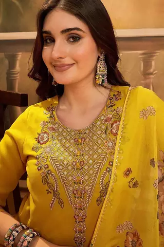 Thread zari sequence embroidered kurta with trousers & dupatta