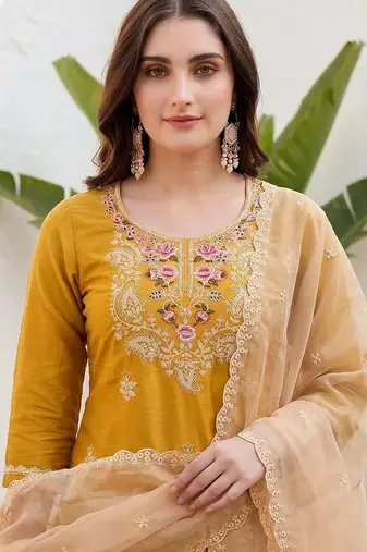 Embroidered round neck kurta & trousers with dupatta kurta set