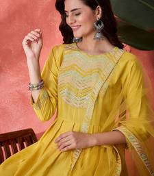 Women zari sequence embroidered kurta & trousers with dupatta
