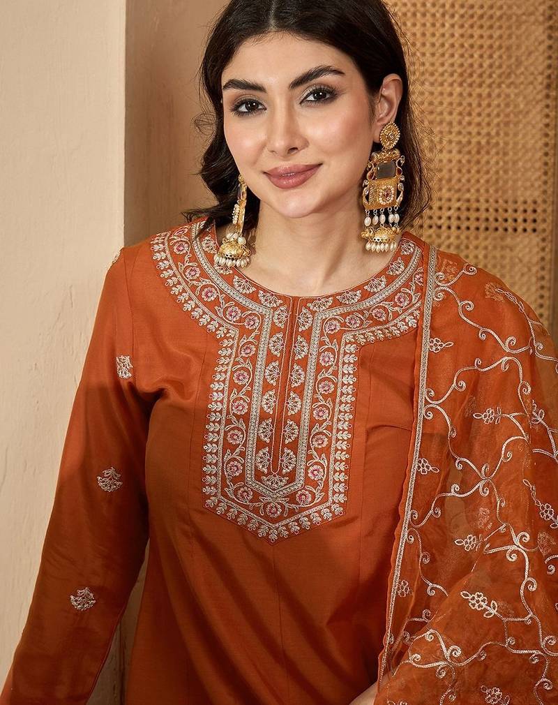 Floral embroidered kurta with trousers & dupatta