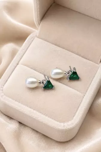 Pearl and green triangle crystal stud earrings, silver tone, elegant drop style