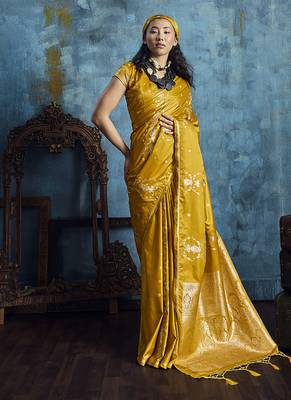Mustard satin weaving handloom silk blend saree 1