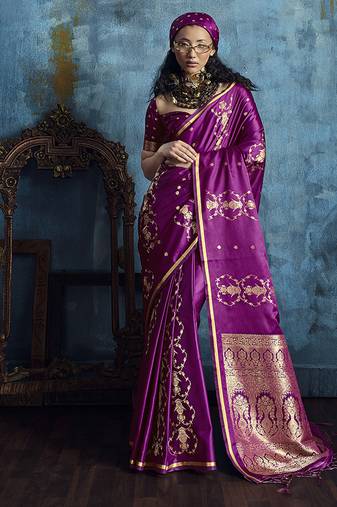 Magenta satin weaving handloom silk blend saree