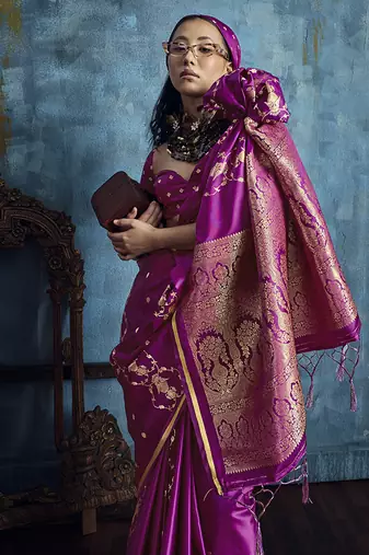Magenta satin weaving handloom silk blend saree