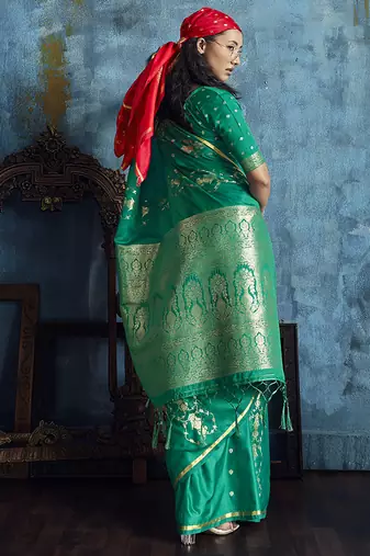 Green satin weaving handloom silk blend saree