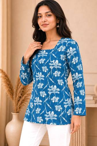 Blue floral printed cotton straight fit women top
