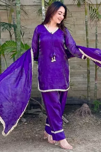 New trendy elegant jambli chanderi silk kurta set with delicate lace detailing and matching dupatta