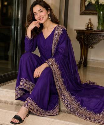  jambli festive kurta set with gold zari border palazzo and dupatta 2