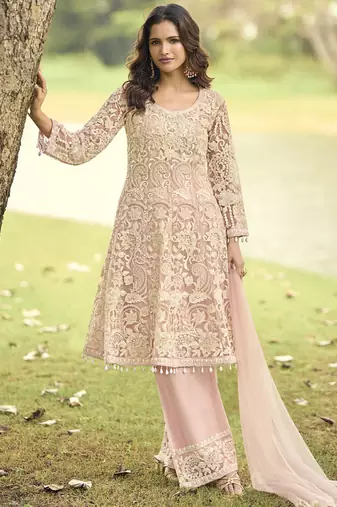 Light-peach wich net embroiderde plazoo suit