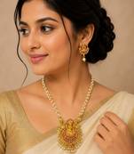 Ruby green color necklace set with earrings, moti & agate stone, gold plated