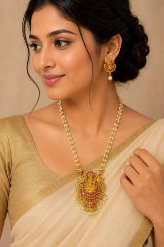Ruby color necklace set with earrings, moti & agate stone, gold plated