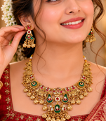 Yali Sovereign Temple Necklace