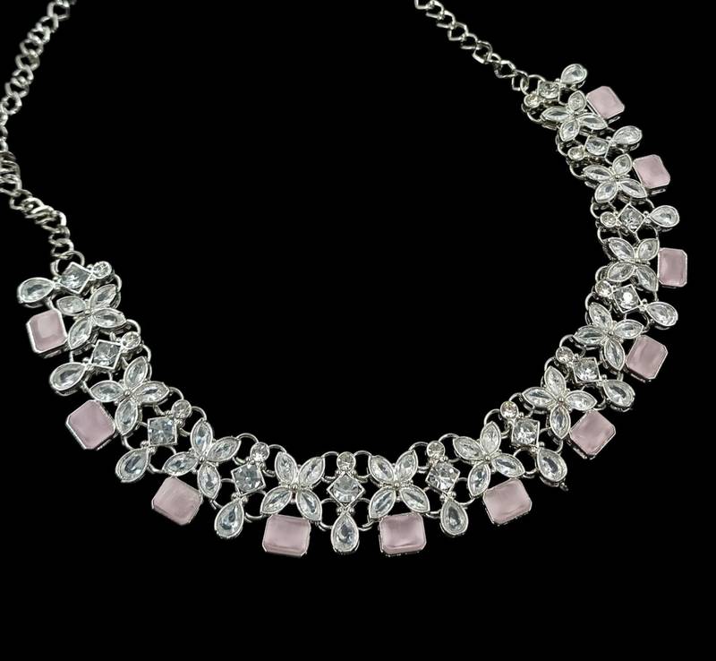 Beby pink rhodium-plated agate stone necklace set with earrings & maang tikka