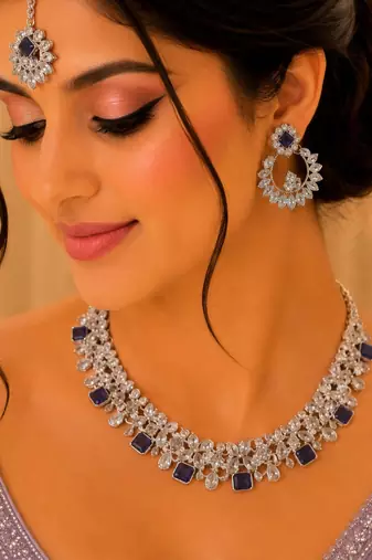Purple rhodium-plated agate stone necklace set with earrings & maang tikka
