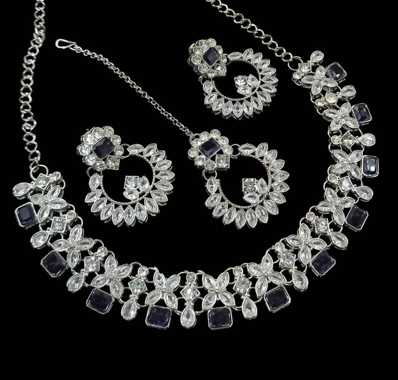 Purple rhodium-plated agate stone necklace set with earrings & maang tikka