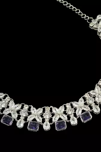 Purple rhodium-plated agate stone necklace set with earrings & maang tikka