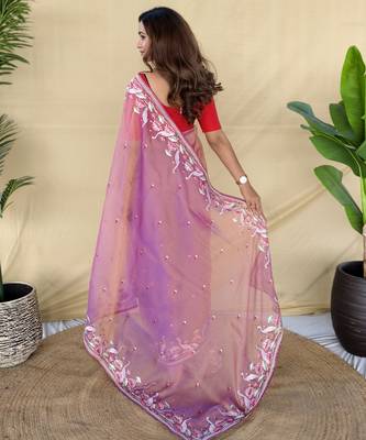 Pink embroiedery work two tone silk saree 5