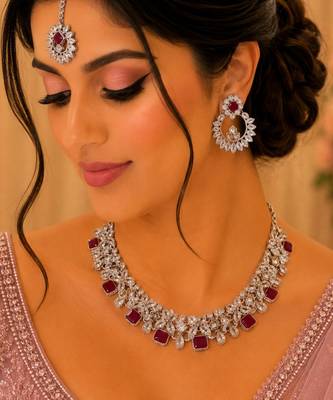 Maroon rhodium-plated agate stone necklace set with earrings & maang tikka 1