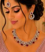 Maroon rhodium-plated agate stone necklace set with earrings & maang tikka