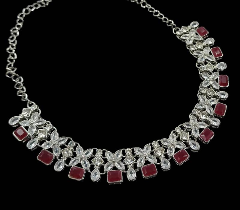 Maroon rhodium-plated agate stone necklace set with earrings & maang tikka