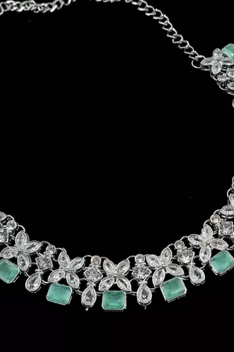 Pista rhodium-plated agate stone necklace set with earrings & maang tikka