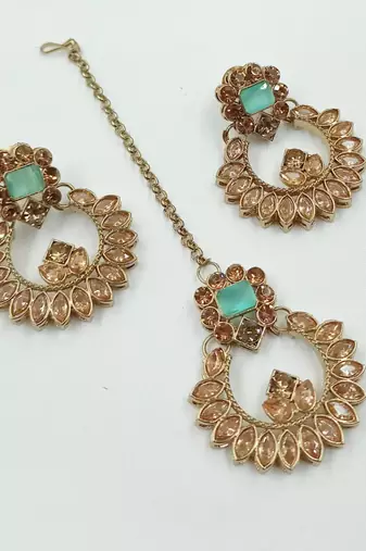Pink & pista color necklace set with earrings and maang tikka     agate stone, antique gold plating
