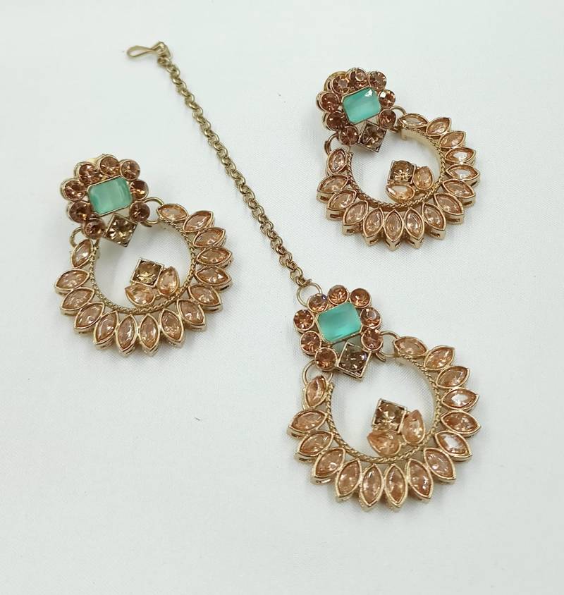 Pink & pista color necklace set with earrings and maang tikka     agate stone, antique gold plating