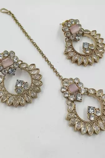 Pink  color necklace set with earrings and maang tikka     agate stone, antique gold plating