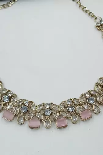 Pink  color necklace set with earrings and maang tikka     agate stone, antique gold plating