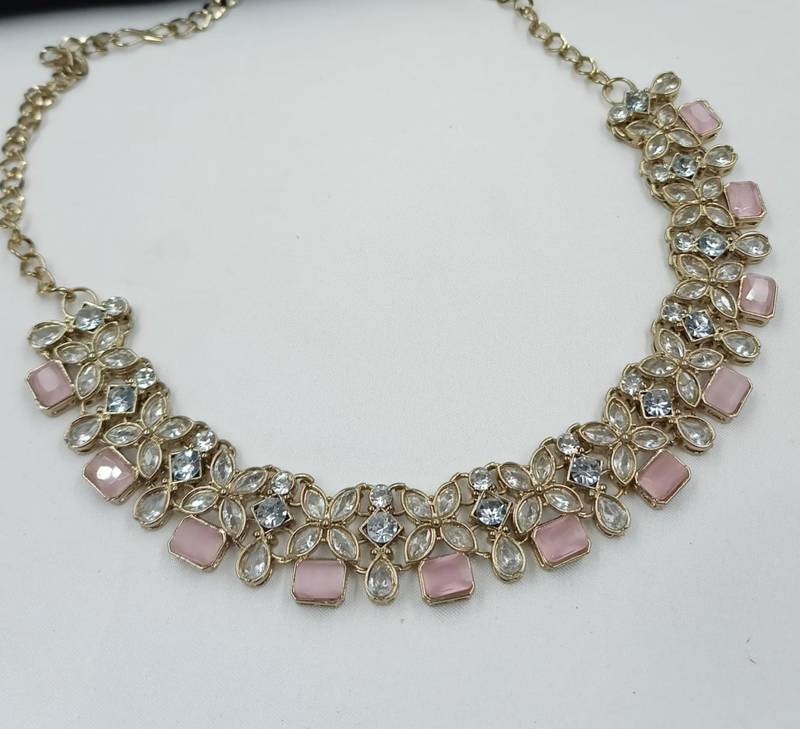 Pink  color necklace set with earrings and maang tikka     agate stone, antique gold plating